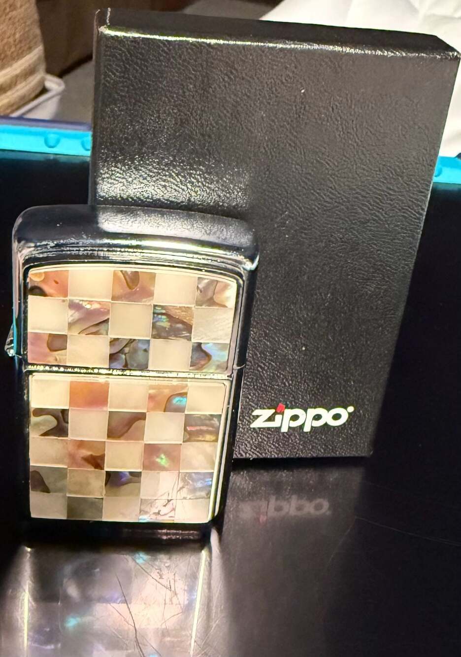 Zippo 2002 Sea Weave Mother of Pearl & Abalone Checkerboard Lighter with Box - Picture 4 of 8